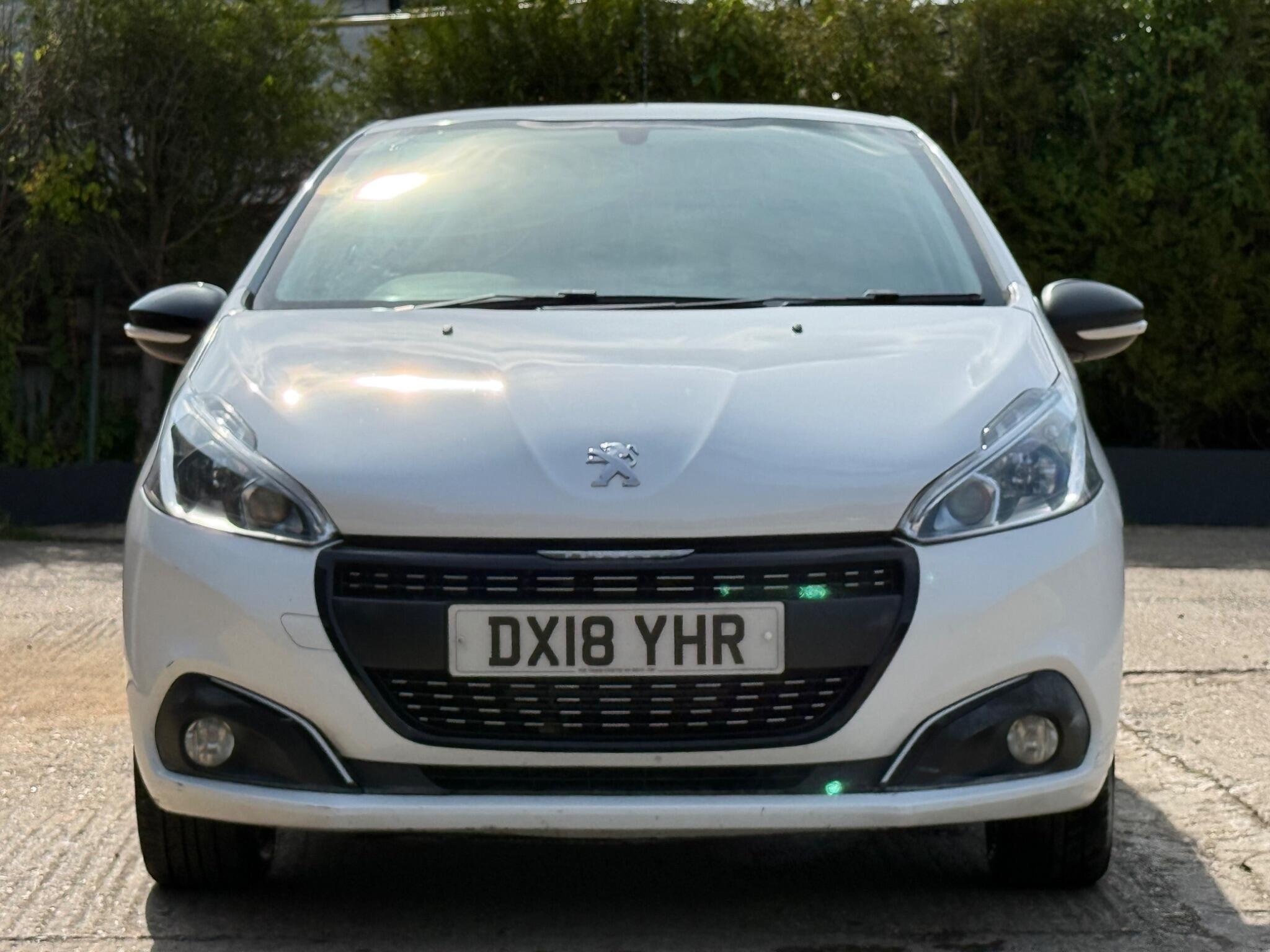 PEUGEOT 208 1.2 PURETECH BLACK EDITION EURO 6 3DR MAKE PEUGEOT MODEL 208 BODY...